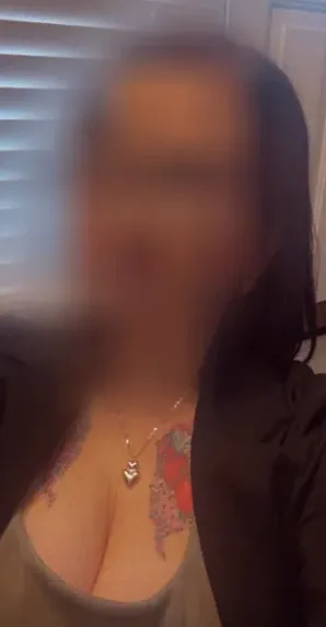 Bernadette, 39