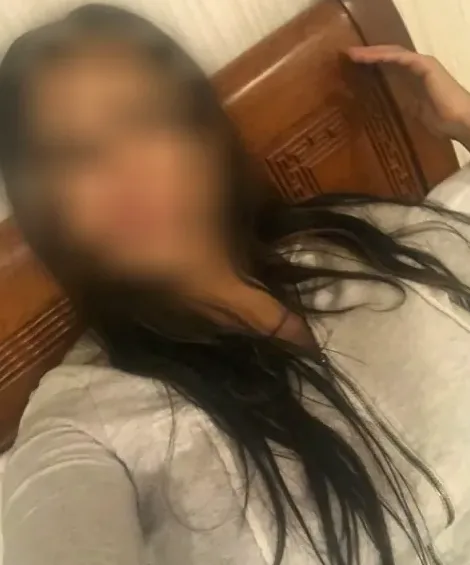 Jasmin, 31