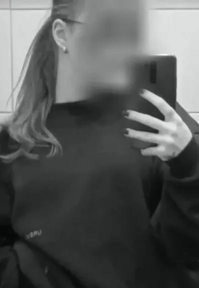 Marina, 19