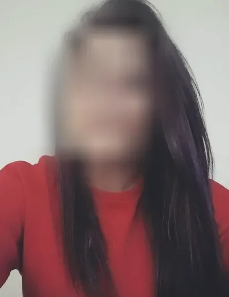 Michaela, 33